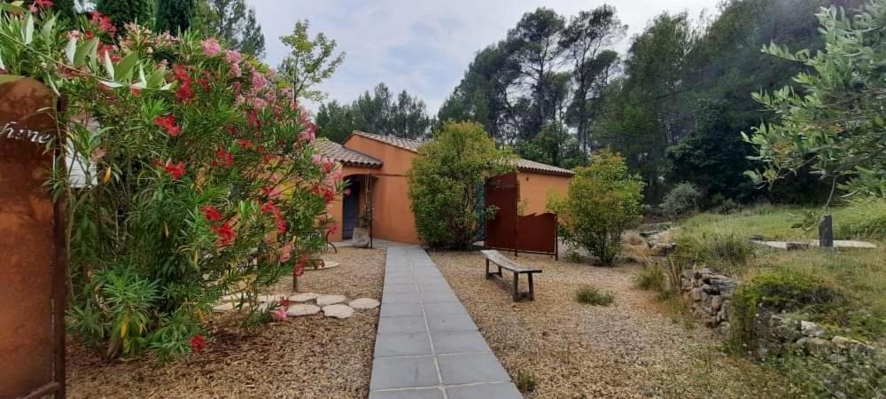 Villa Josephine Lorgues Bagian luar foto