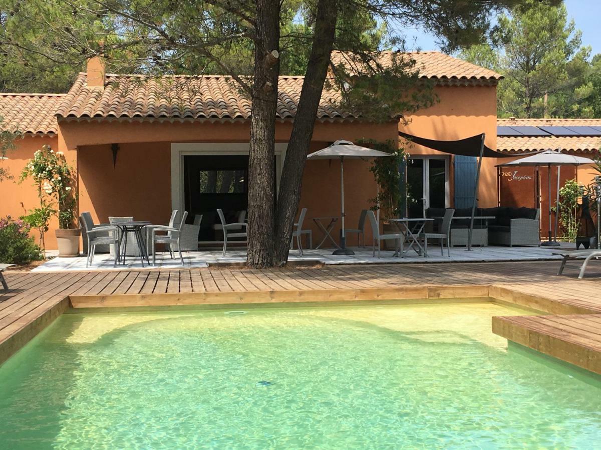 Villa Josephine Lorgues Bagian luar foto